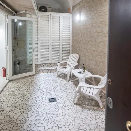 La Casa Di Ale A Chiaja * 那不勒斯