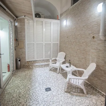 La Casa Di Ale A Chiaja
