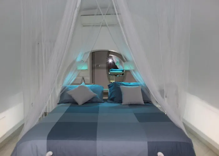 La Casa Di Ale A Chiaja Daire